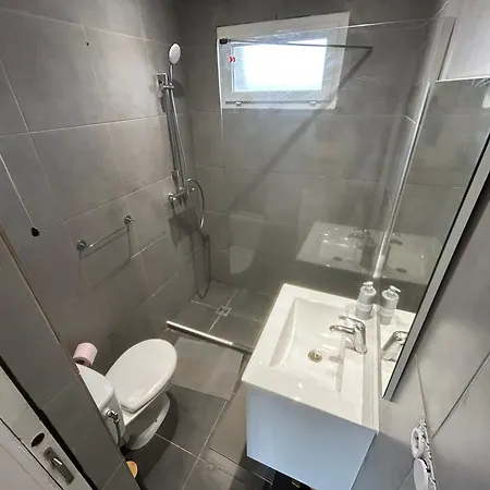 L'echappee Bleue, A 3 Minutes Holiday home Hyeres