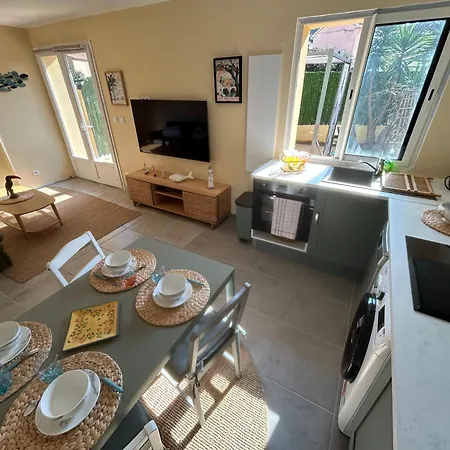 L'echappee Bleue, A 3 Minutes Holiday home *